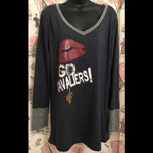 Cavs long sleeve T-shirt